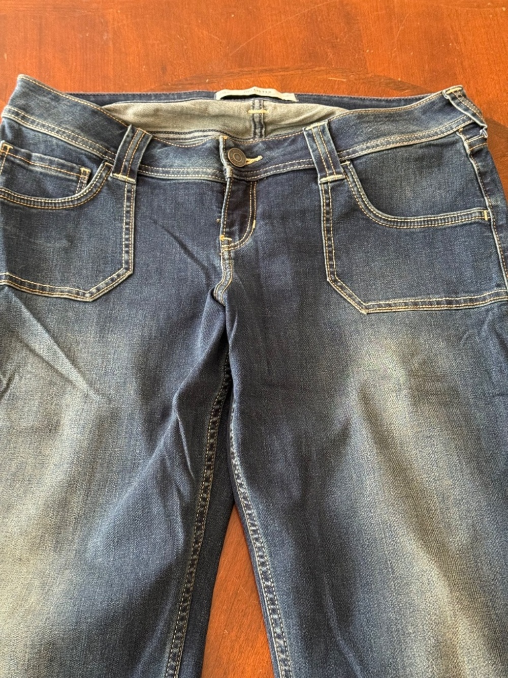 NWOT Hollister Extra Low-Rise Bootcut Jeans, 14R - Picture 2 of 5